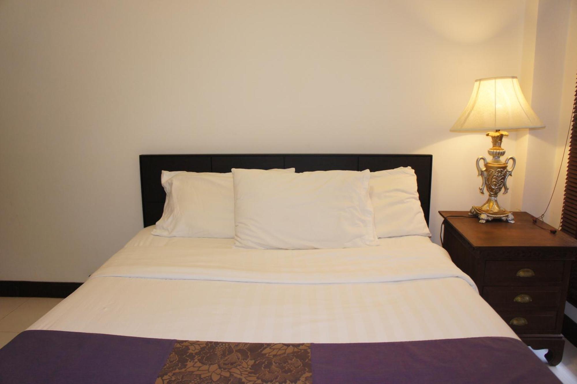 Phuket Gay Couette-café 2*